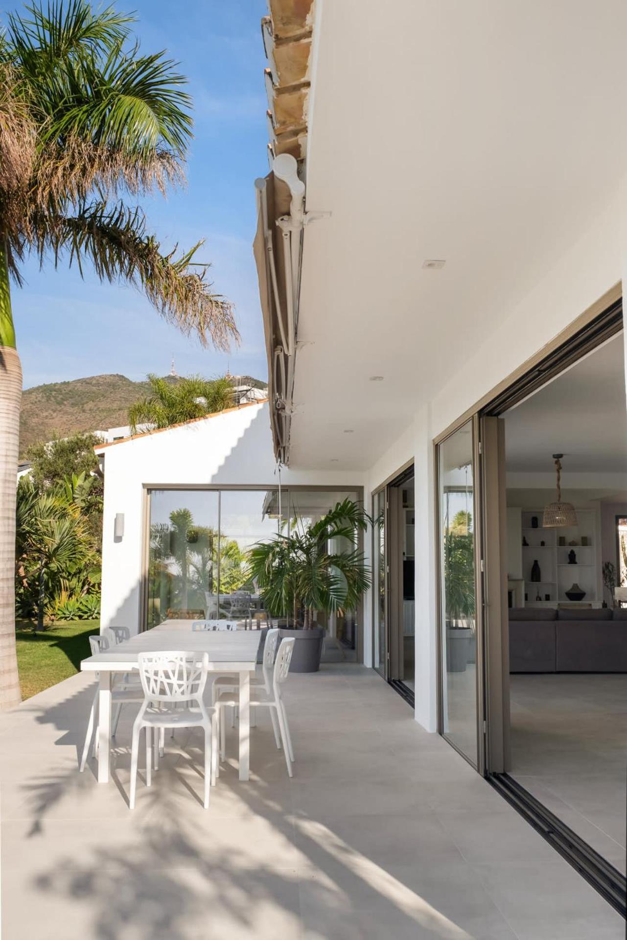 Bed & Breakfast In Villa Eden Palm Benalmadena Ngoại thất bức ảnh