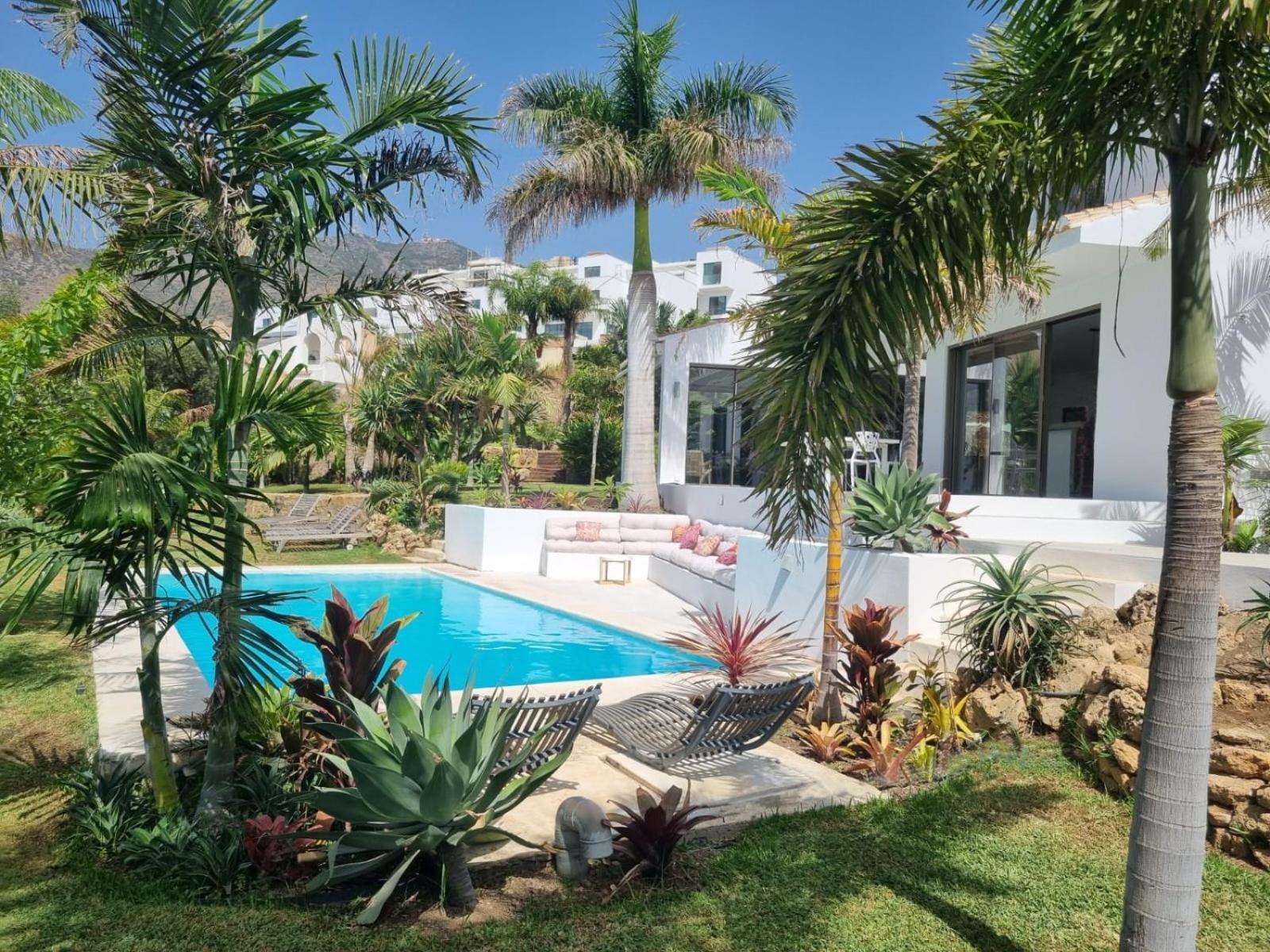 Bed & Breakfast In Villa Eden Palm Benalmadena Ngoại thất bức ảnh