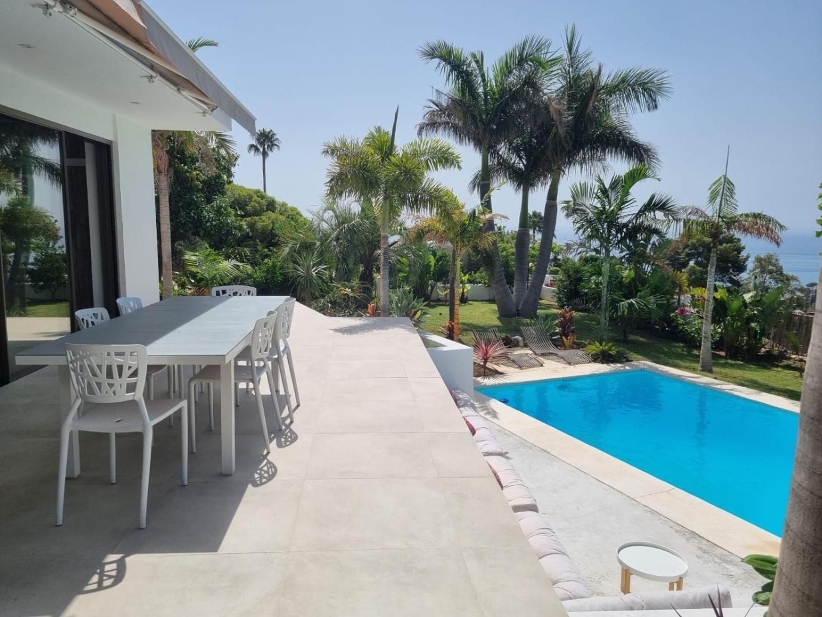 Bed & Breakfast In Villa Eden Palm Benalmadena Ngoại thất bức ảnh